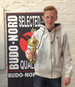 Daniel Barkelind guld -52 kg kumite kadetter